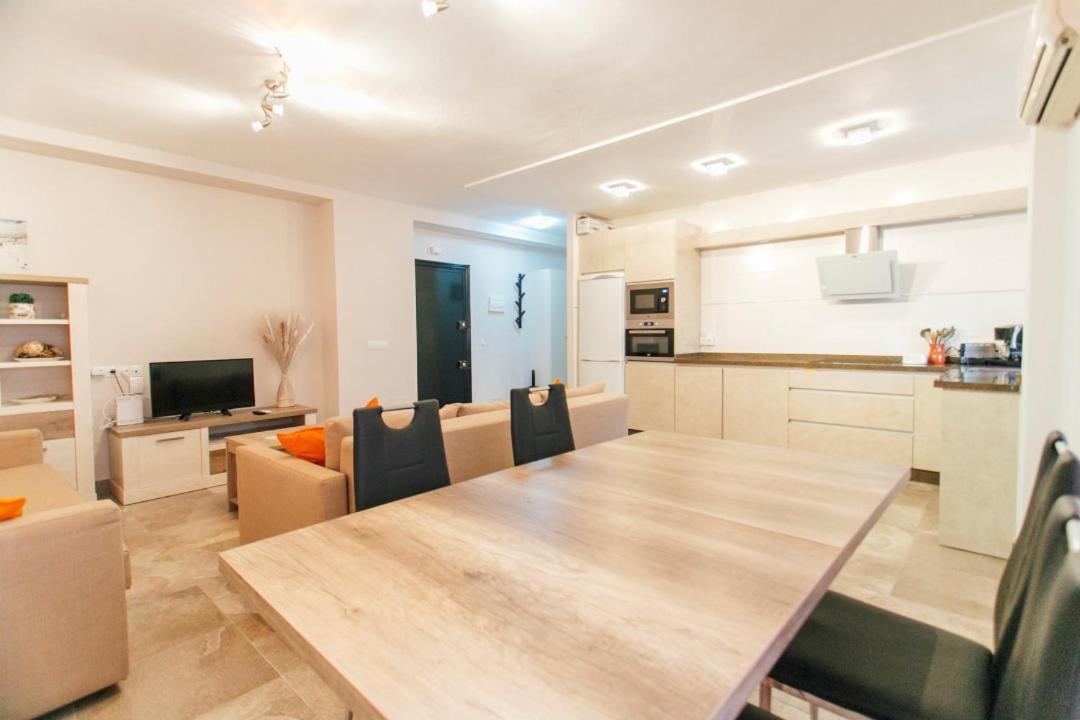 סביליה Wide And Diaphanous- 3Bd 2Bth- Alcazar מראה חיצוני תמונה