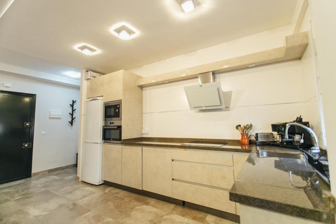סביליה Wide And Diaphanous- 3Bd 2Bth- Alcazar מראה חיצוני תמונה