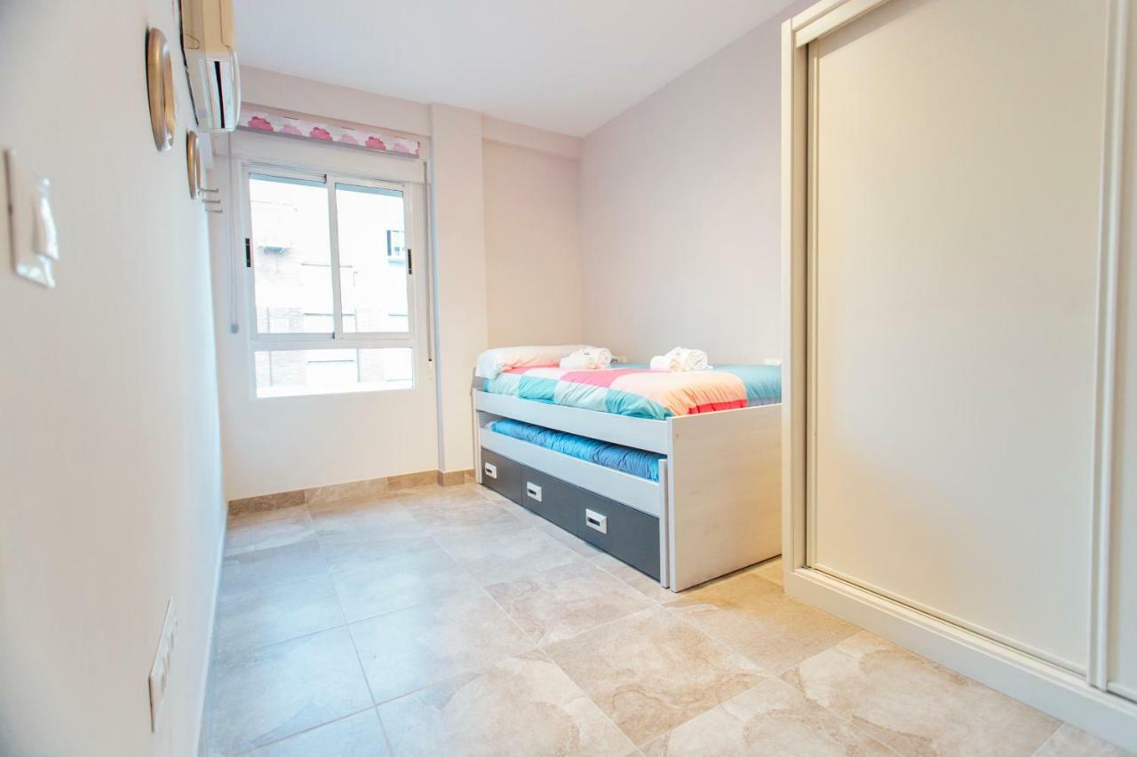 סביליה Wide And Diaphanous- 3Bd 2Bth- Alcazar מראה חיצוני תמונה